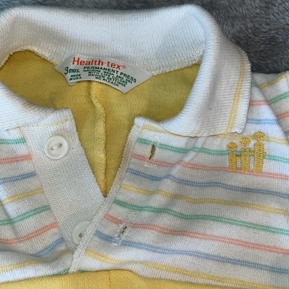 Vtg Carter’s 1 Piece polo Type Top with Yellow Snap Open Attached Bottom 3 Mos - Picture 5 of 6